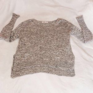 🌻CLEAR OUT🌻 hollister knit sweater